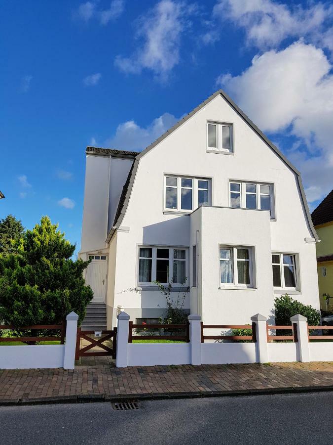 Haus Meerzeit Куксхафен Экстерьер фото